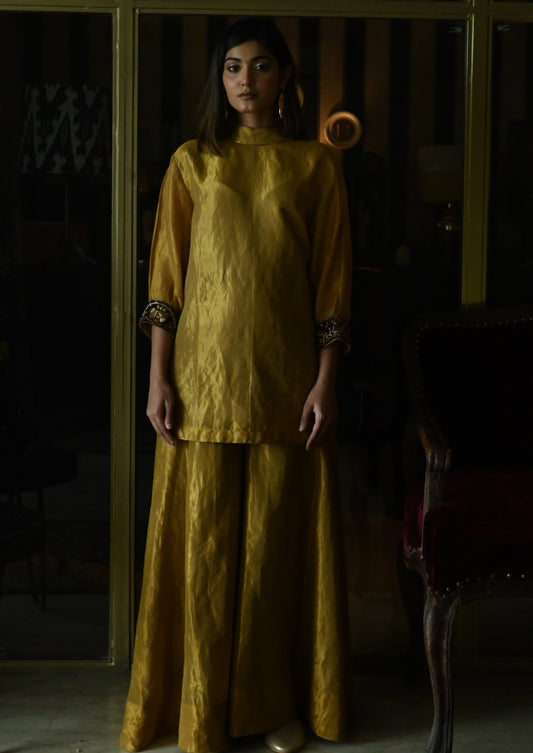 Megan Kurta in Vintage Gold Tissue with Tissue Garara